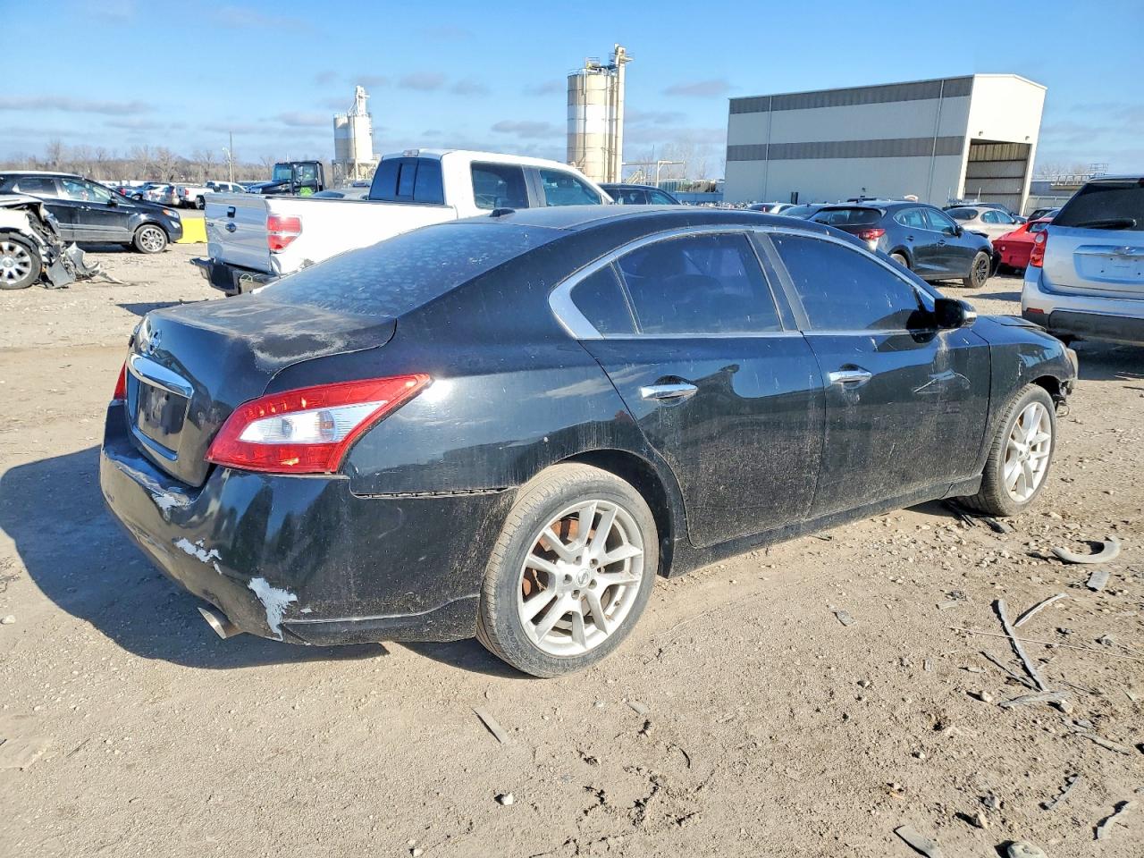 2010 NISSAN MAXIMA S photo 3
