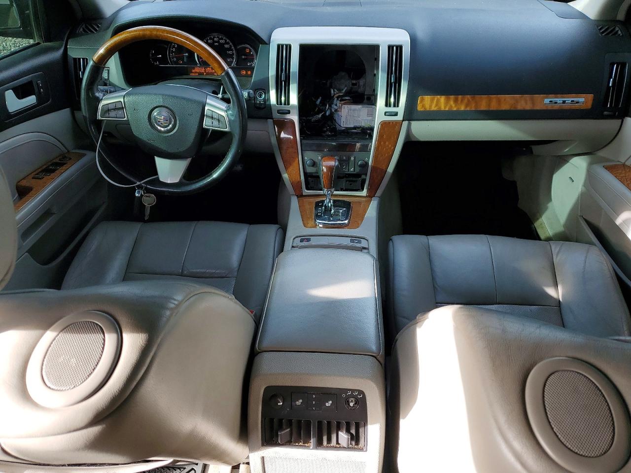 2009 CADILLAC STS photo 8