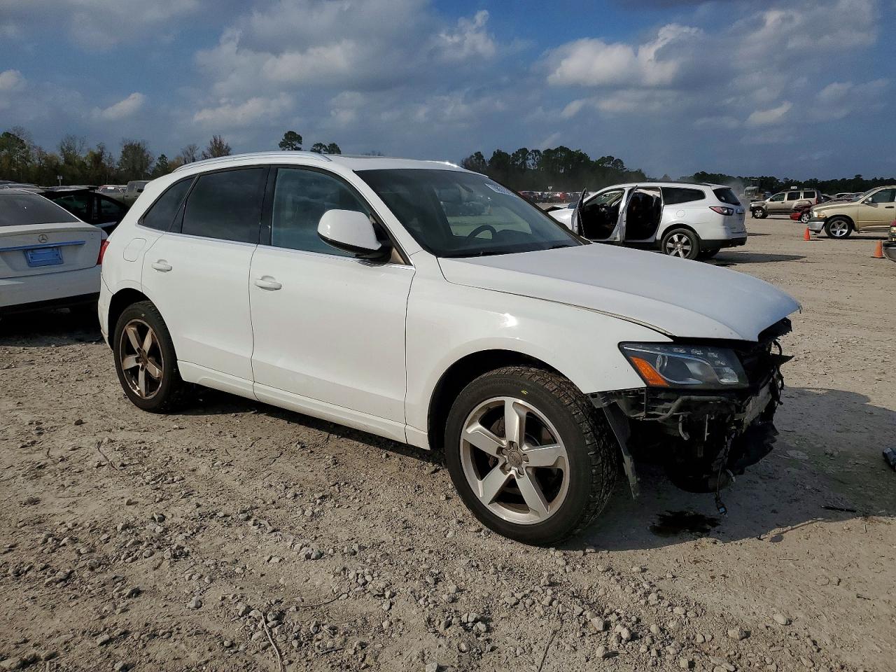 2011 AUDI Q5 PREMIUM PLUS photo 7