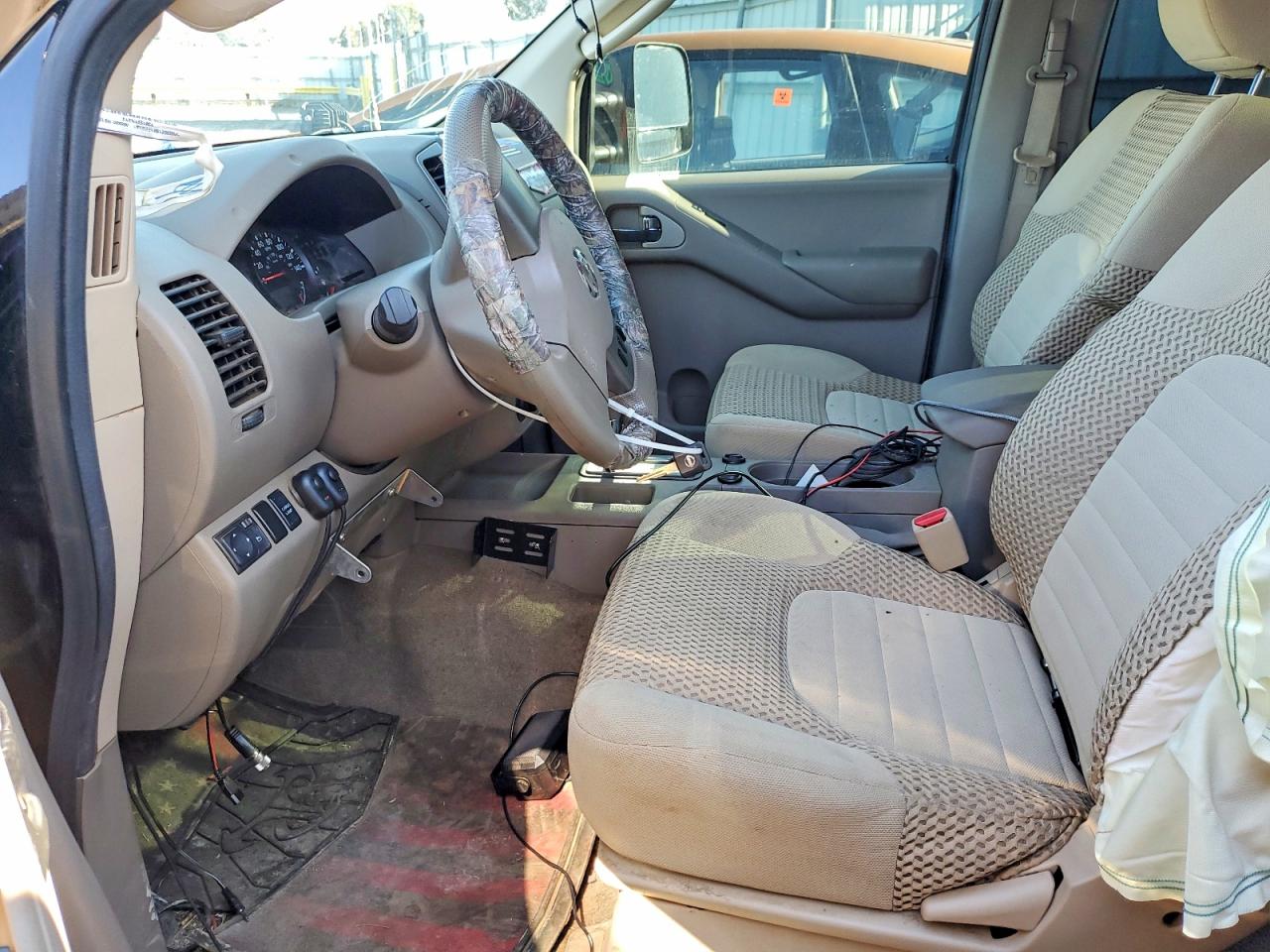 2011 NISSAN FRONTIER SV photo 7