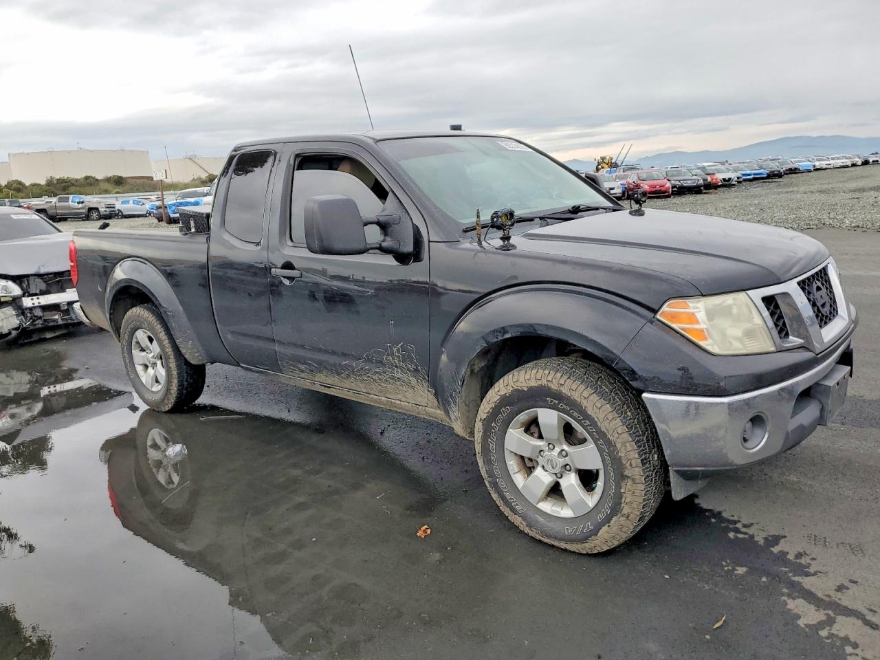 2011 NISSAN FRONTIER SV photo 4
