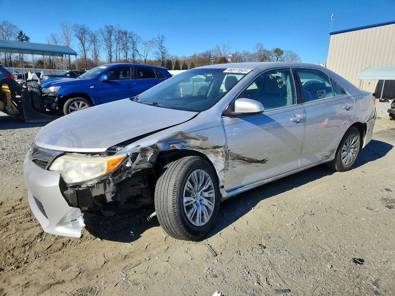 2014 TOYOTA CAMRY