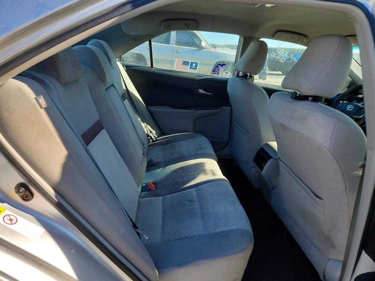 2014 TOYOTA CAMRY L photo 28