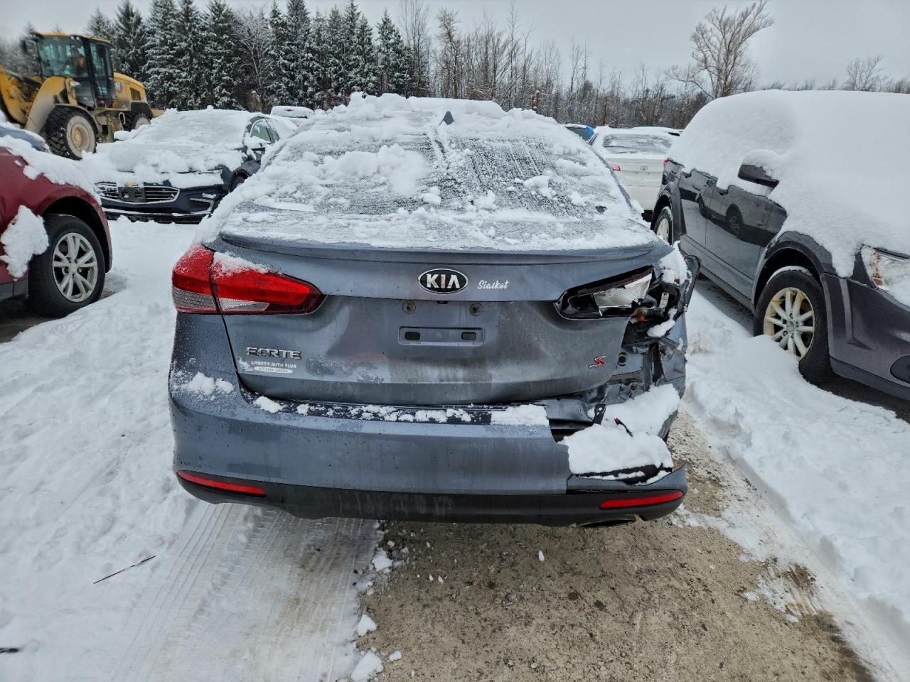 2017 KIA FORTE LX photo 6