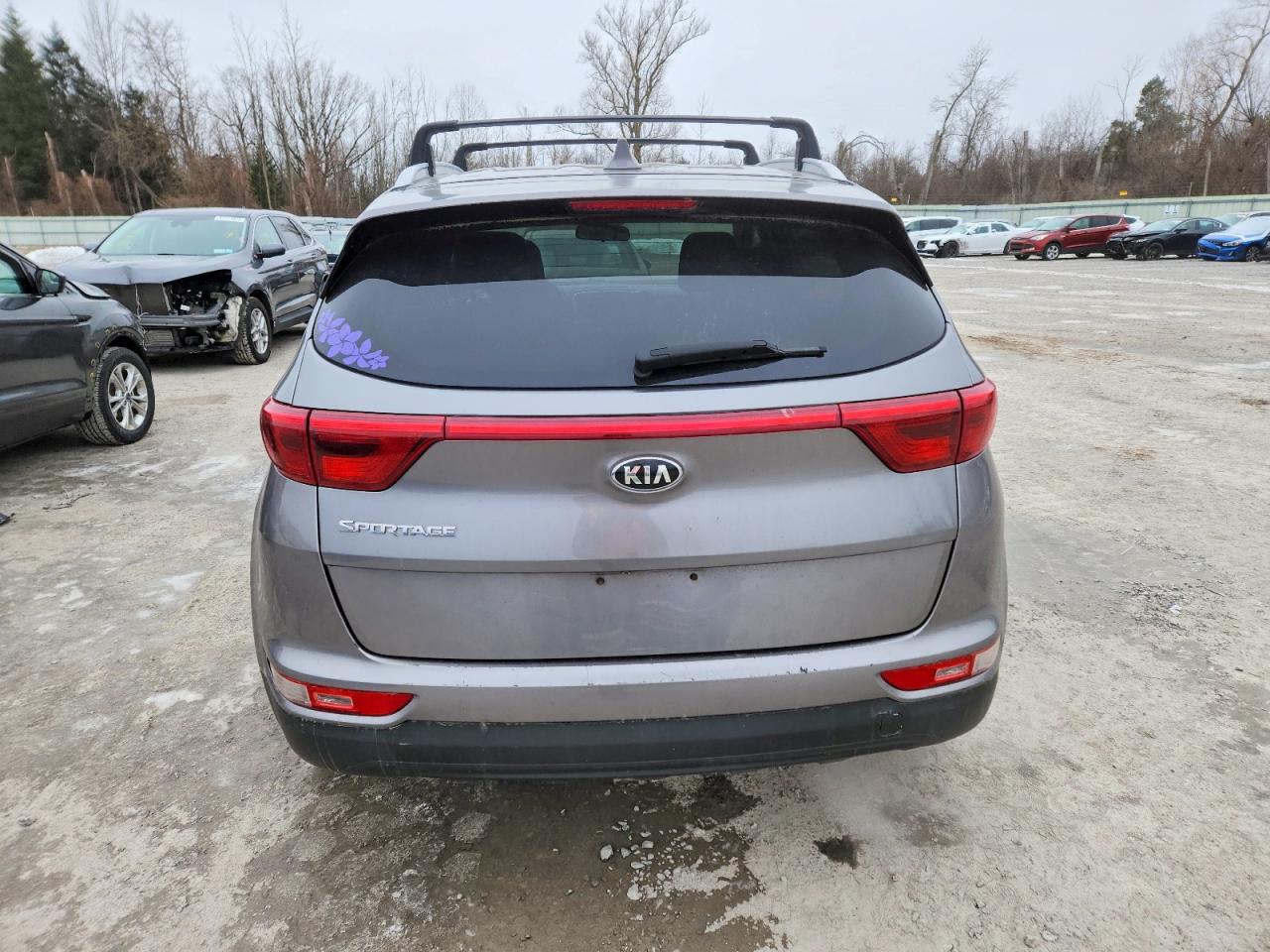 2017 KIA SPORTAGE LX photo 6