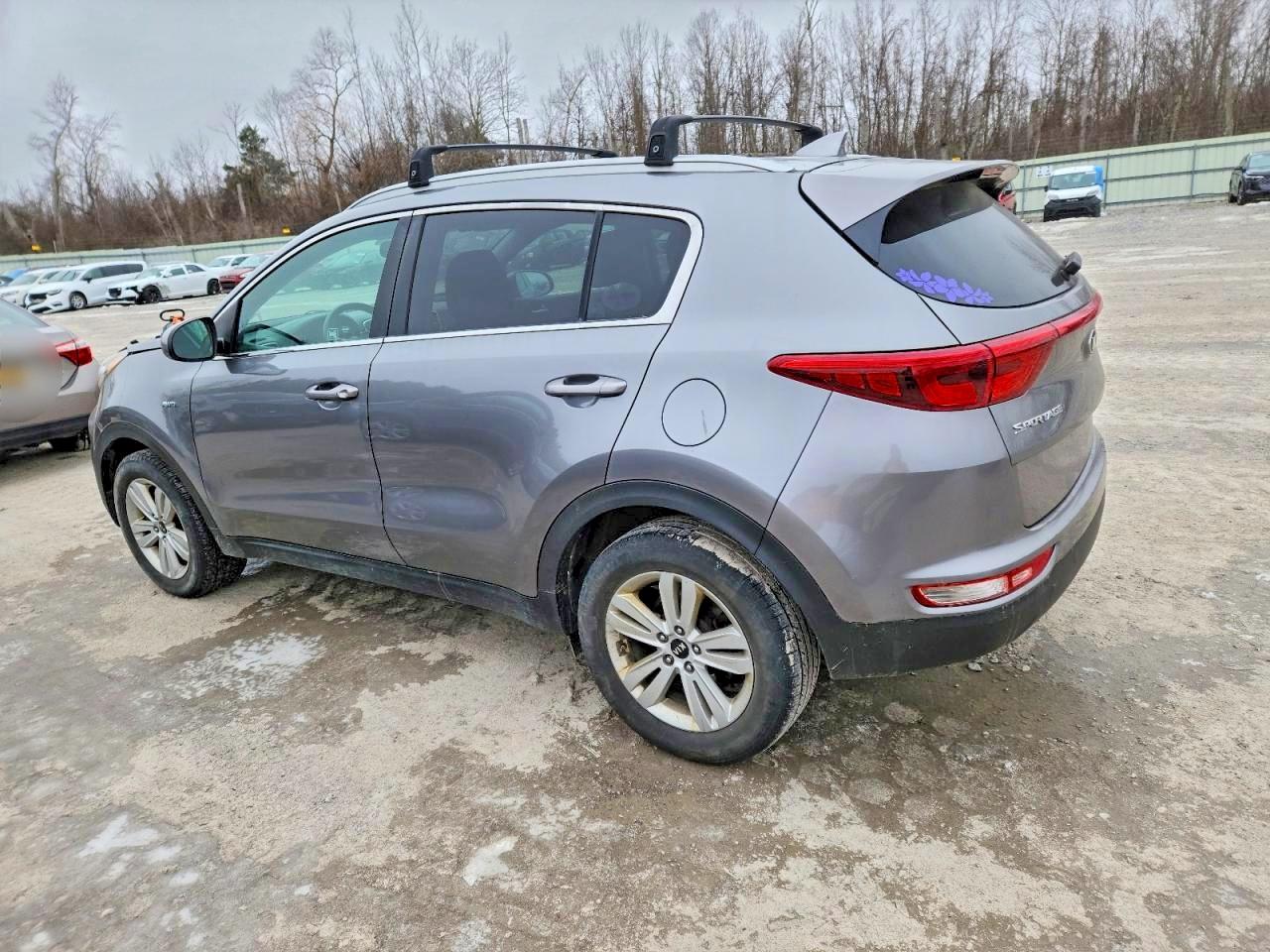 2017 KIA SPORTAGE LX photo 2