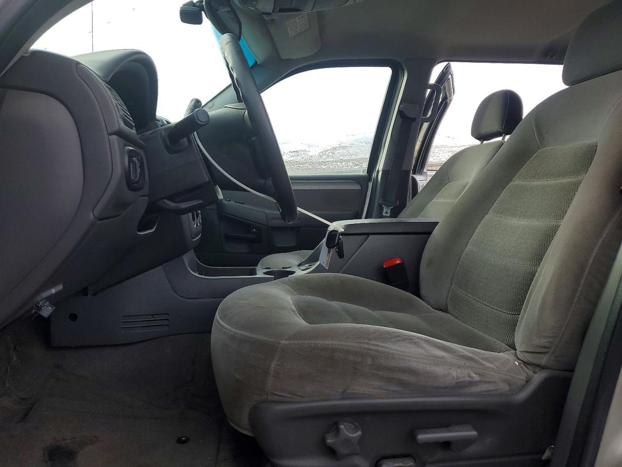 2004 FORD EXPLORER XLT photo 7