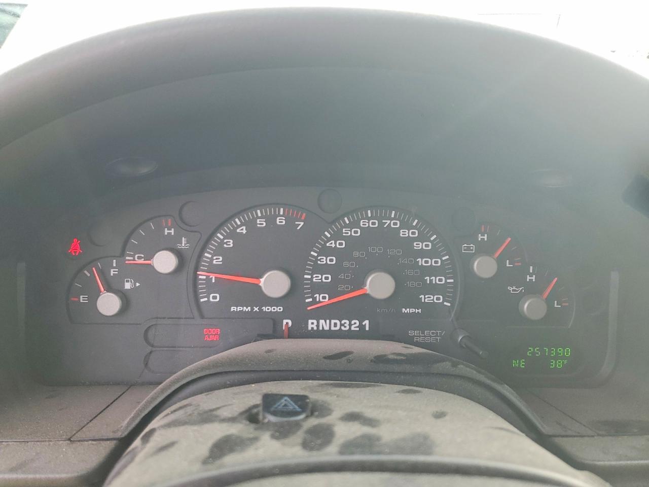 2004 FORD EXPLORER XLT photo 9