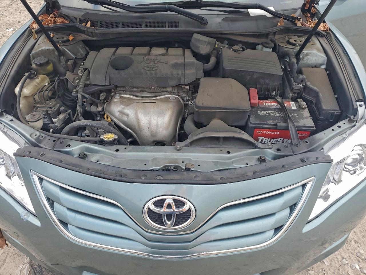 2011 TOYOTA CAMRY BASE photo 11