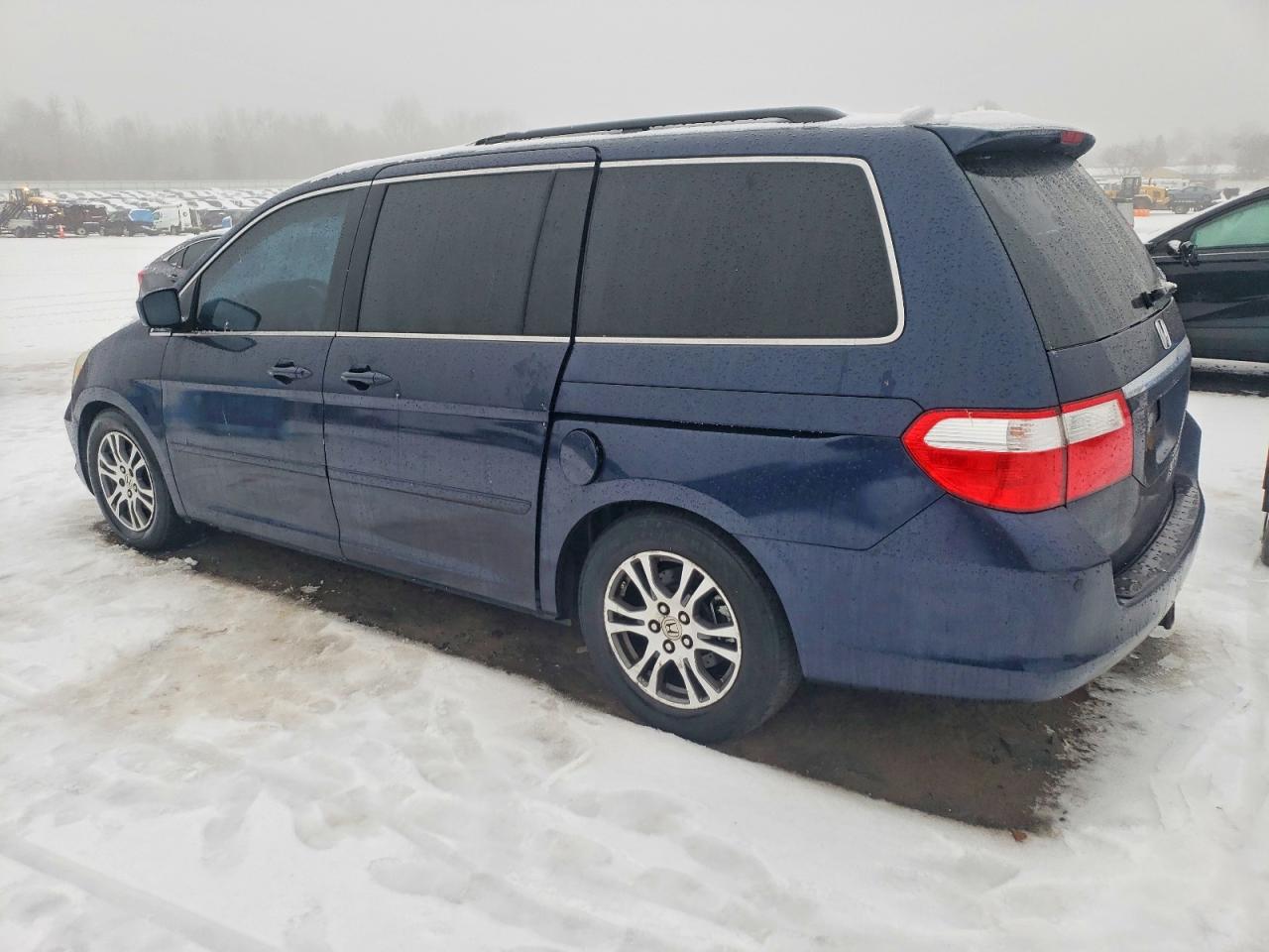 2006 HONDA ODYSSEY TOURING photo 2