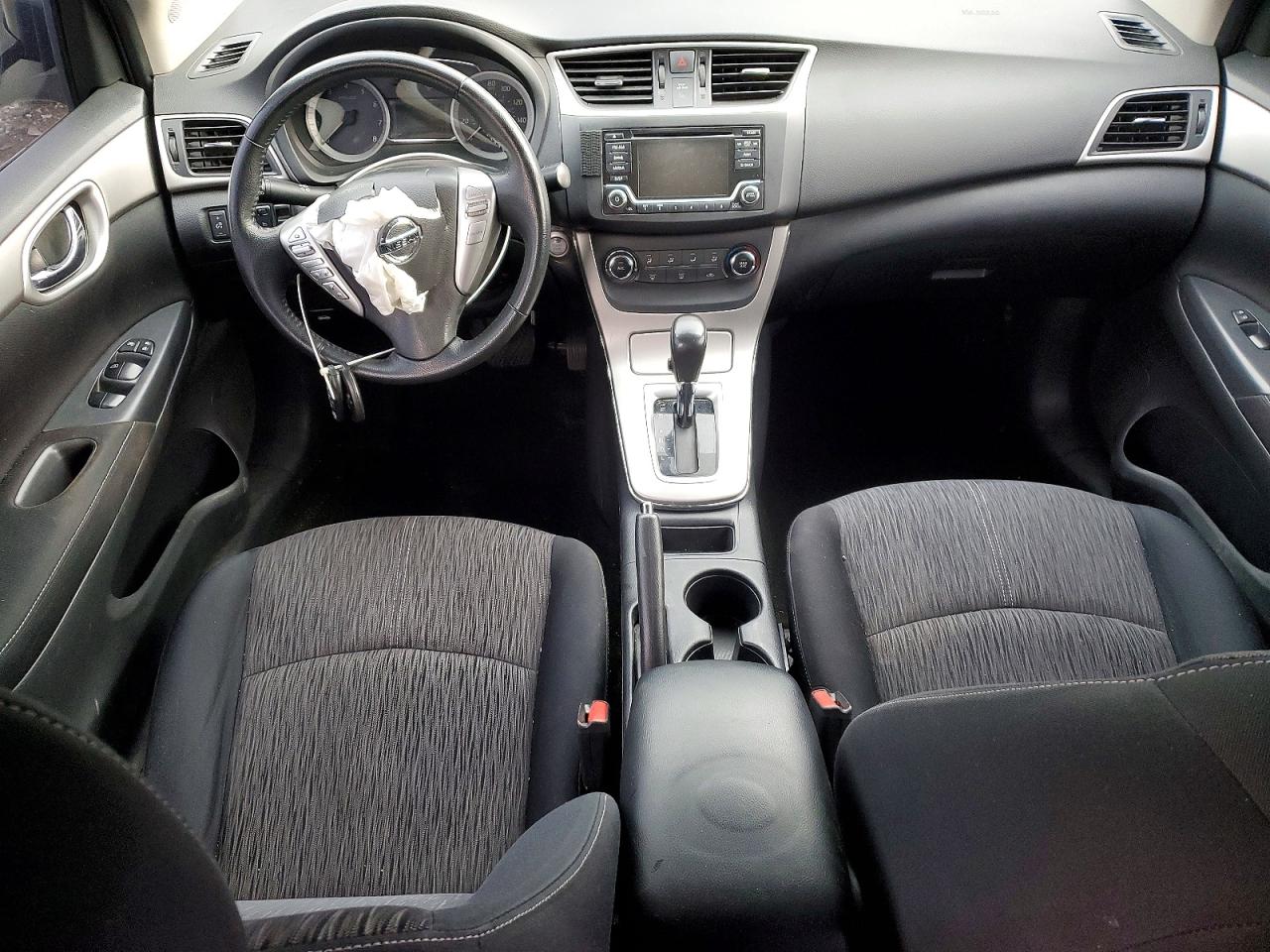 2015 NISSAN SENTRA S photo 8