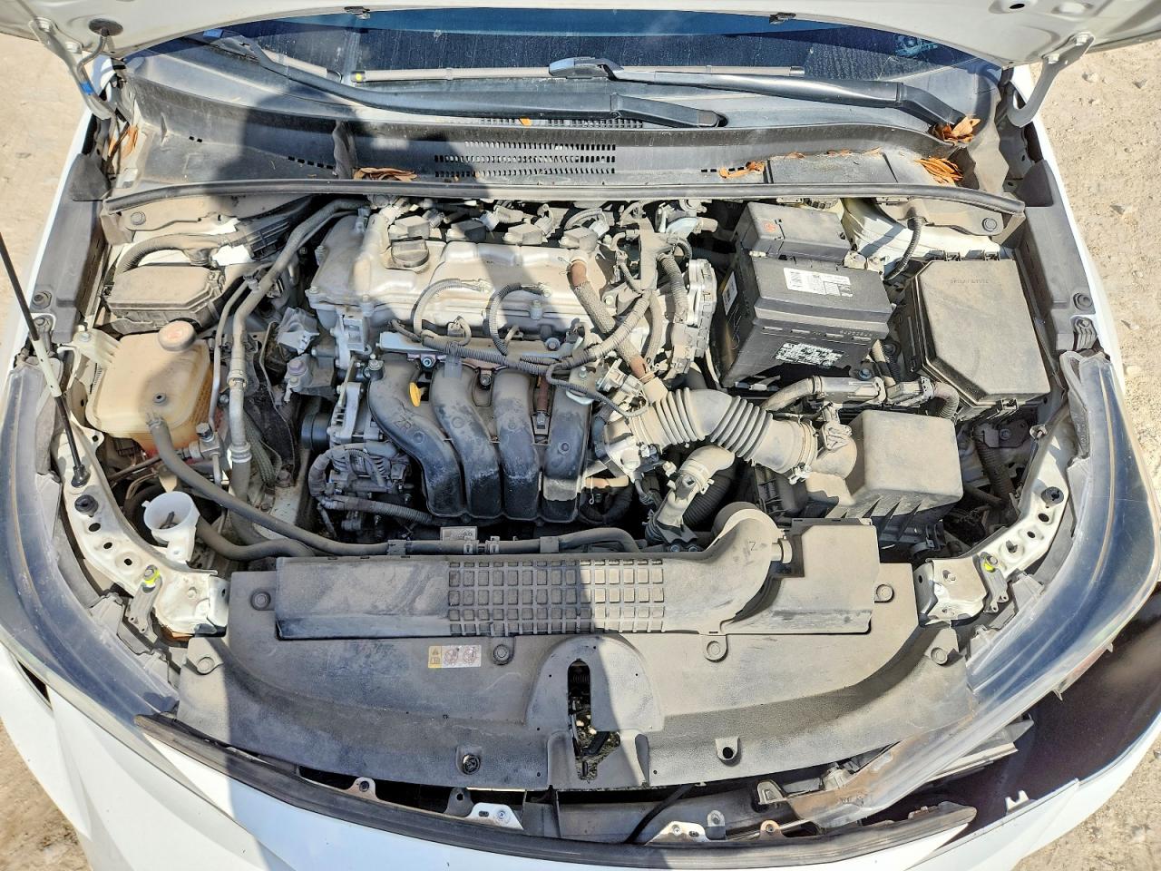 2020 TOYOTA COROLLA LE photo 11