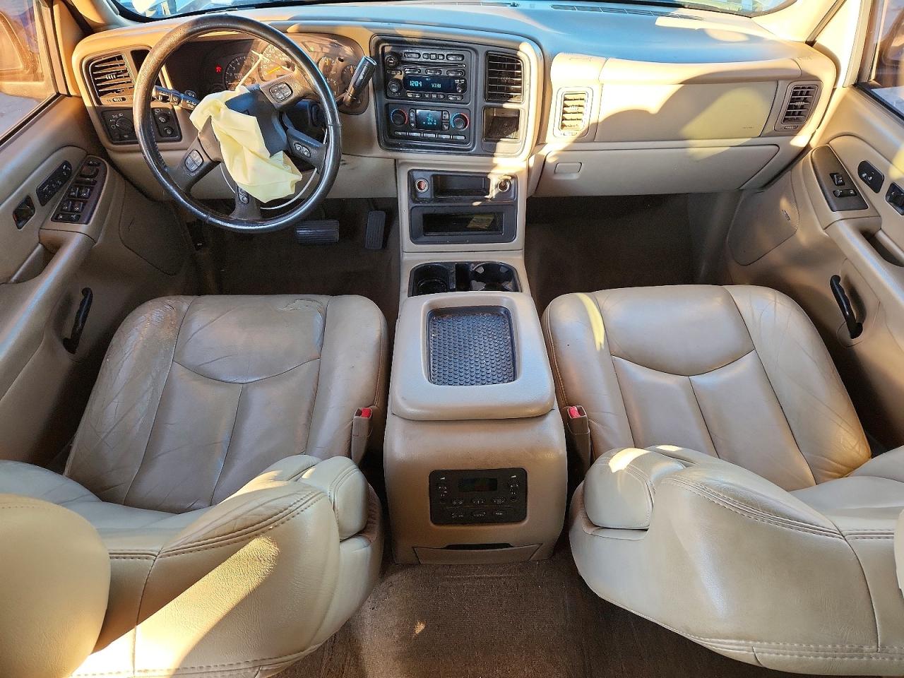 2005 CHEVROLET SUBURBAN C1500 photo 8