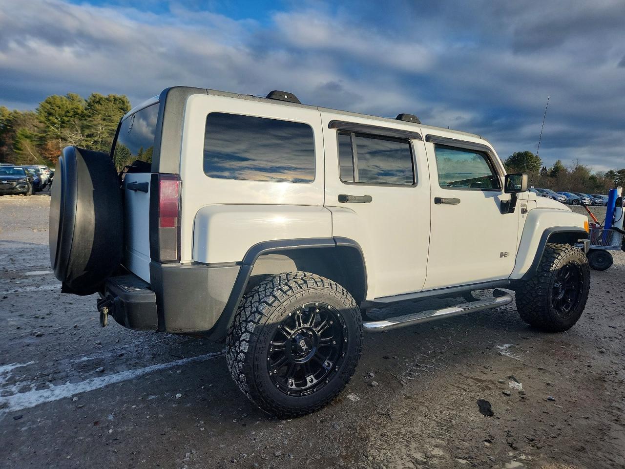 2008 HUMMER H3 photo 3