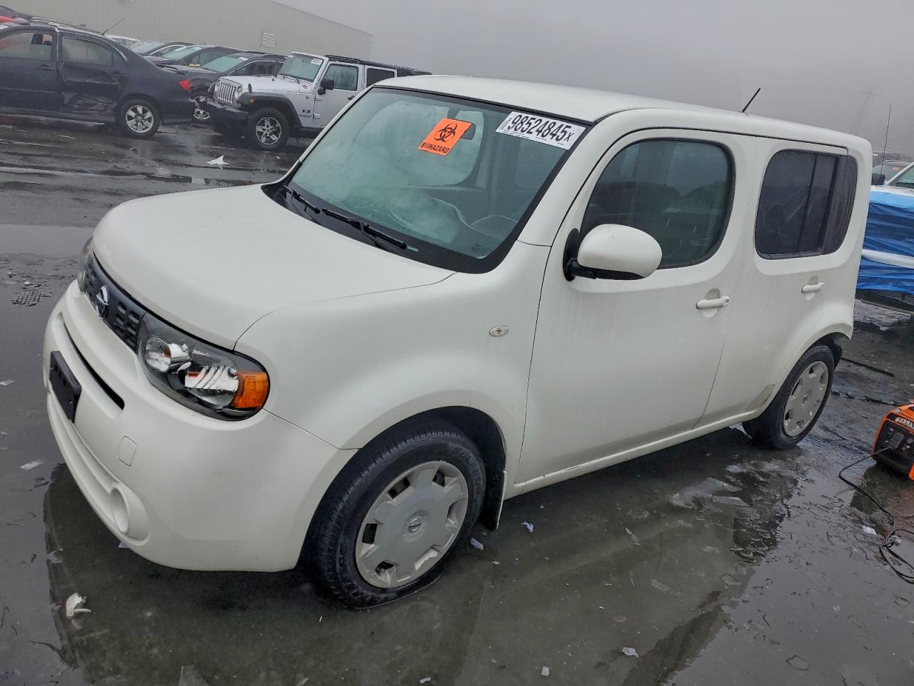 2013 NISSAN CUBE