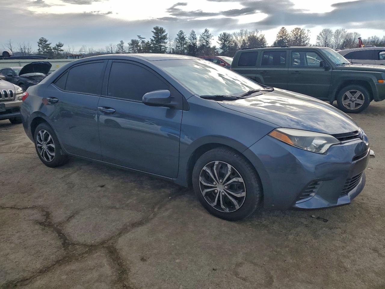 2016 TOYOTA COROLLA L photo 4