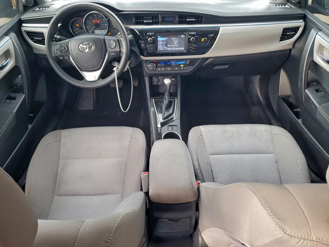 2016 TOYOTA COROLLA L photo 8