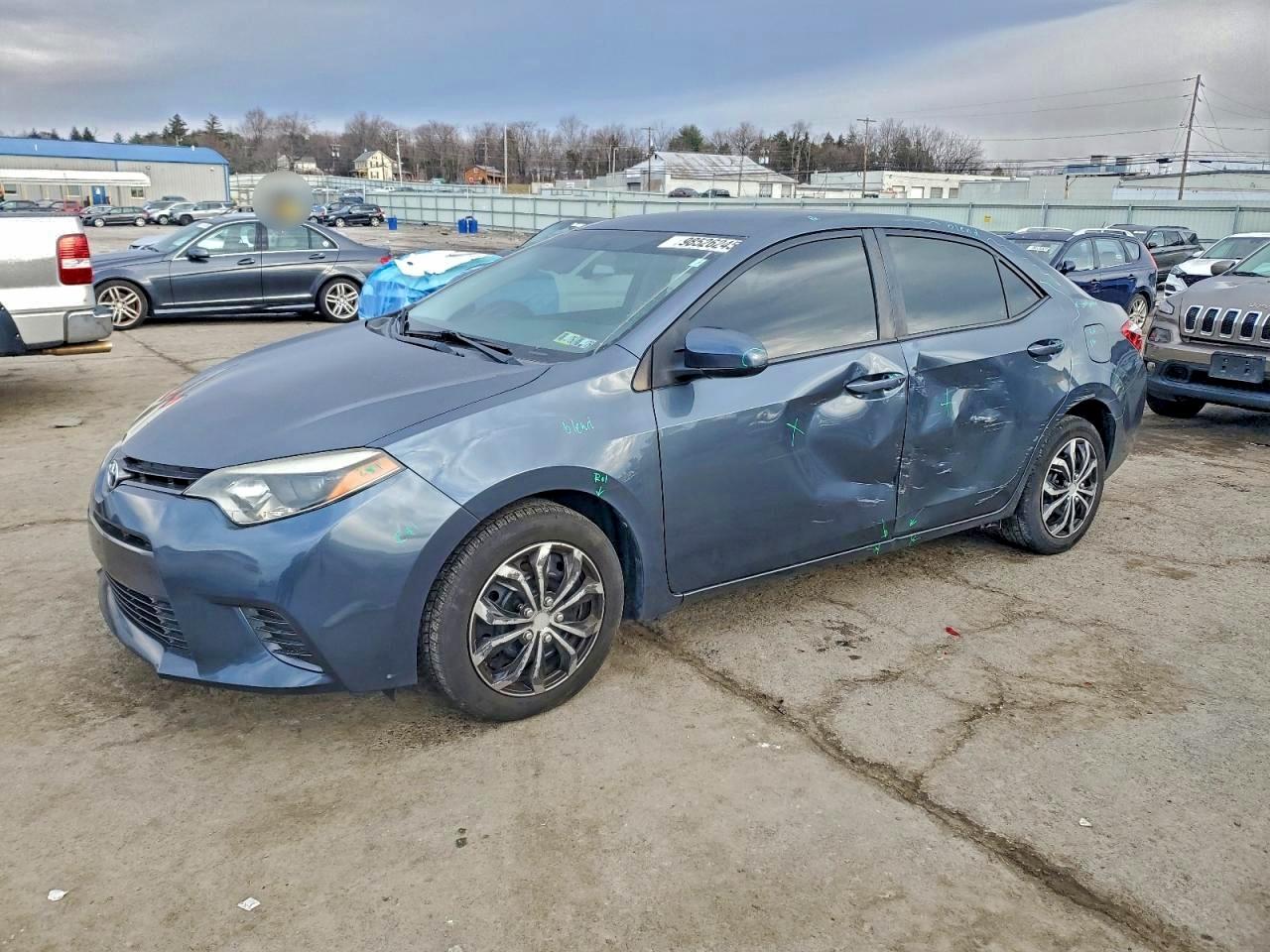 2016 TOYOTA COROLLA