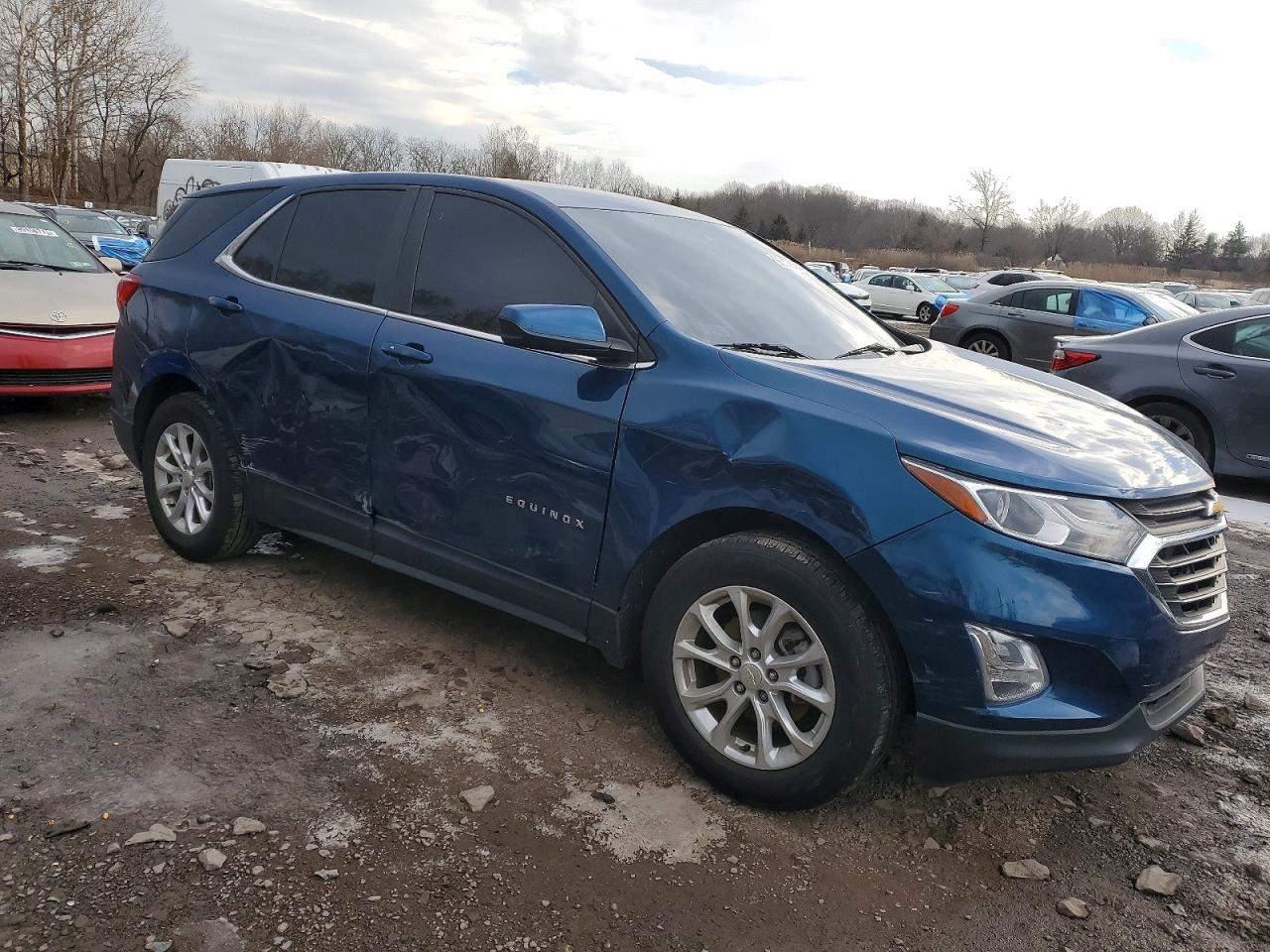 2021 CHEVROLET EQUINOX LT photo 4