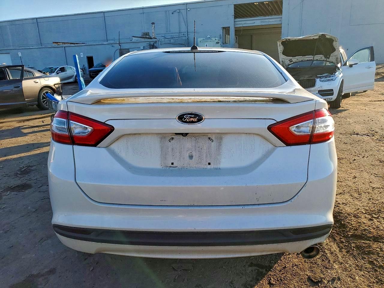 2014 FORD FUSION SE photo 6