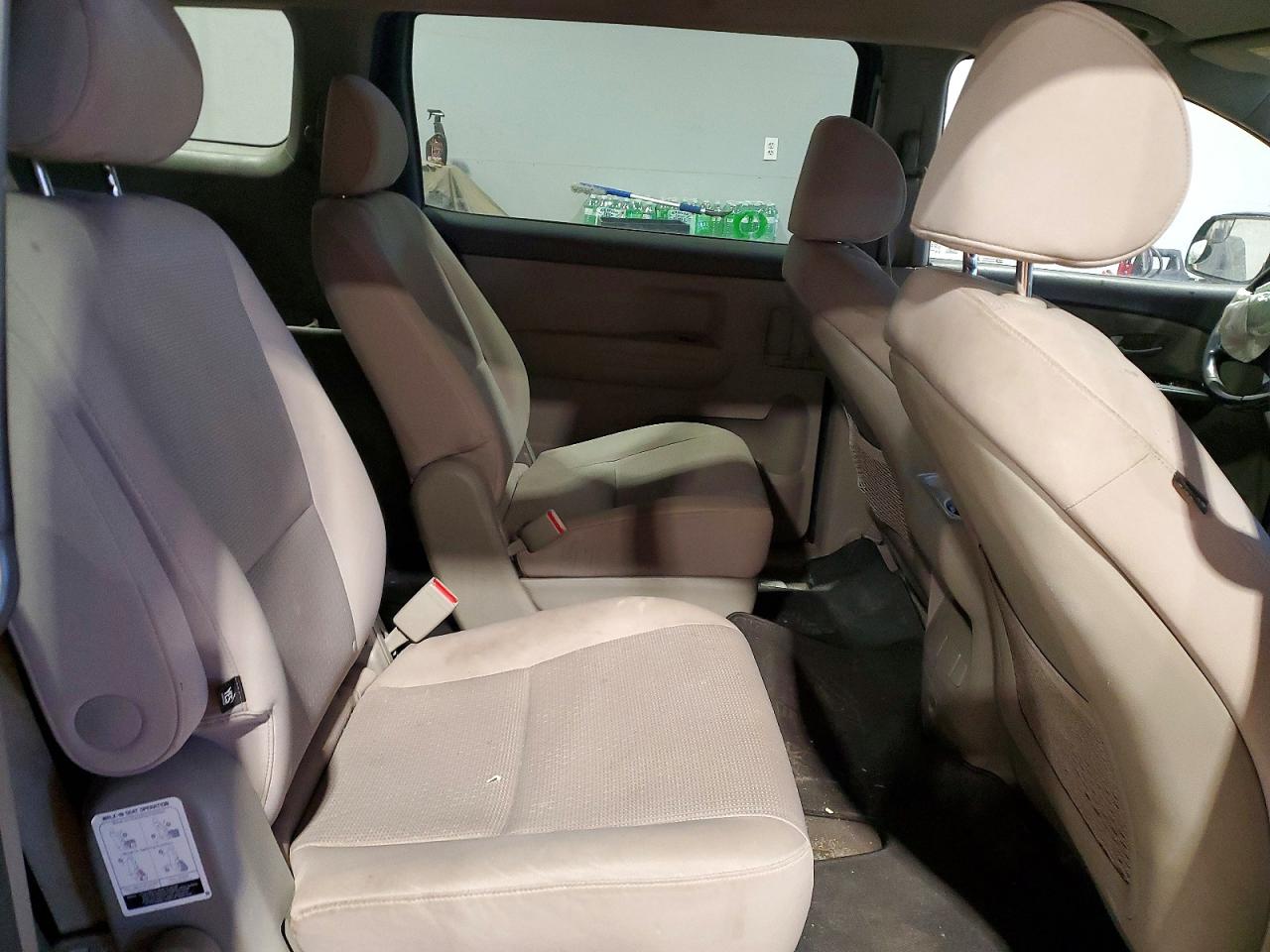2016 KIA SEDONA LX photo 11