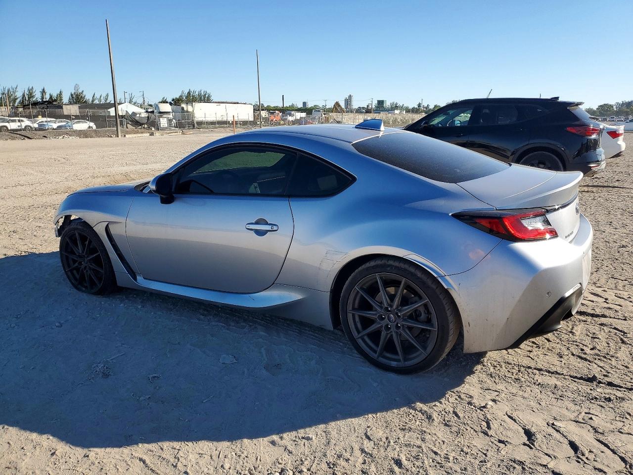 2022 SUBARU BRZ LIMITED photo 2