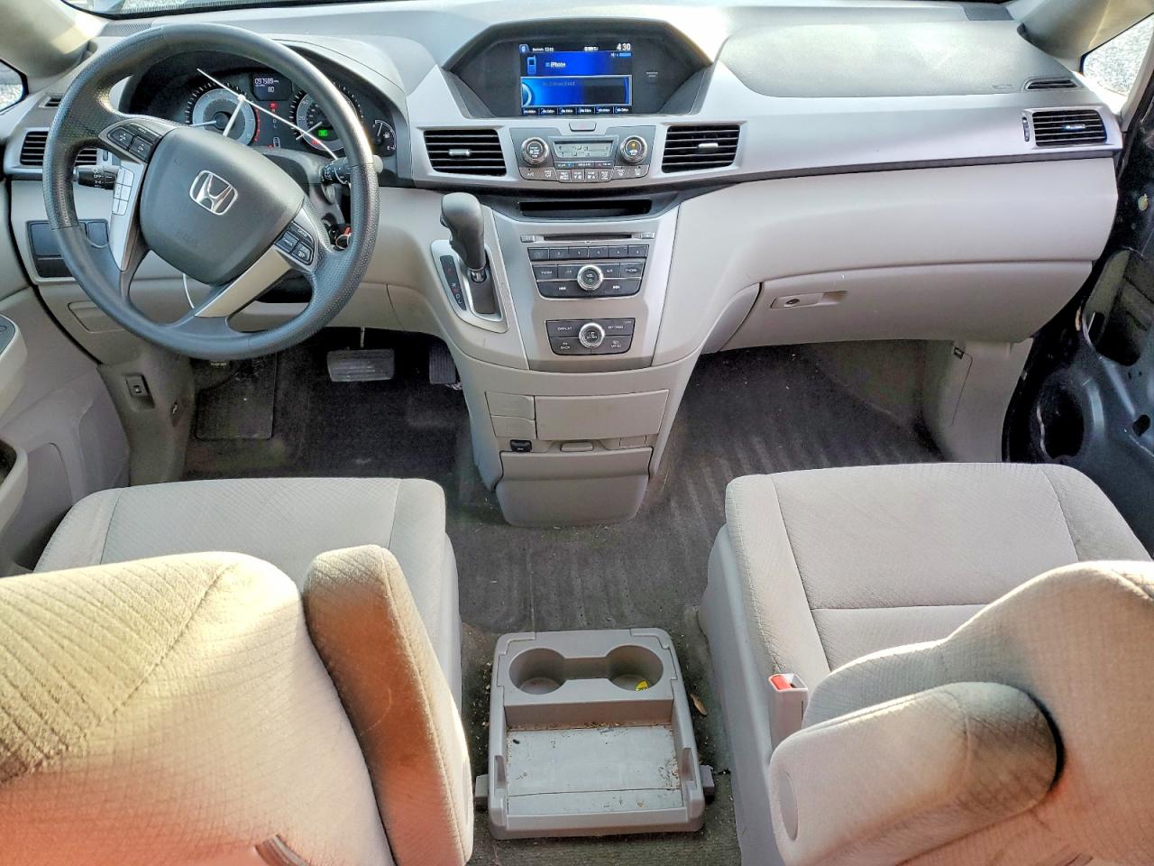 2016 HONDA ODYSSEY LX photo 8