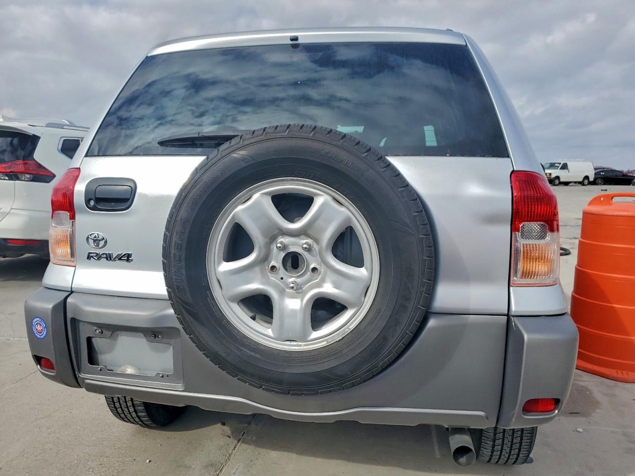 2002 TOYOTA RAV4 photo 16