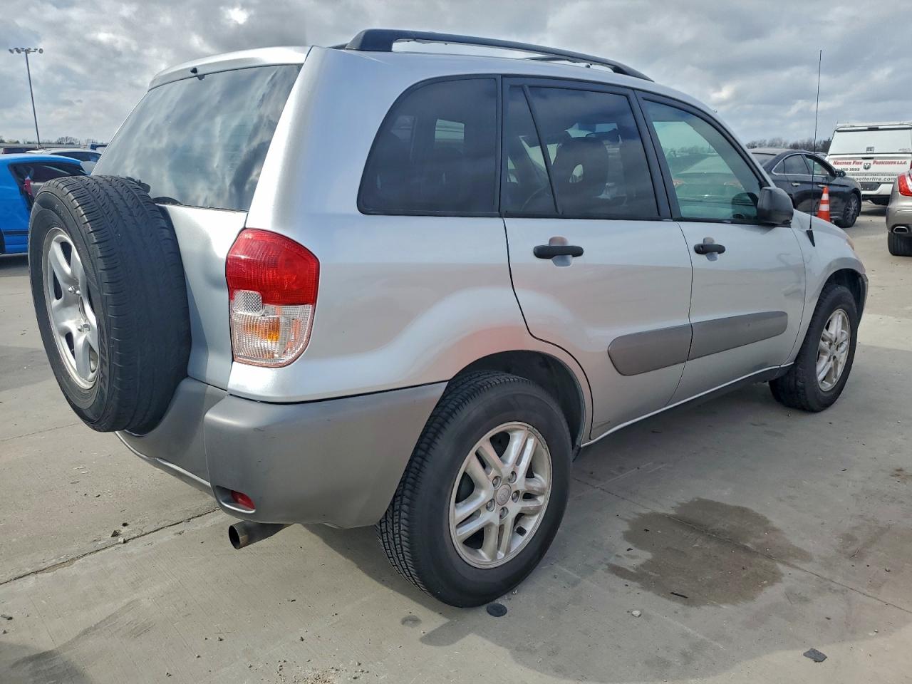 2002 TOYOTA RAV4 photo 7