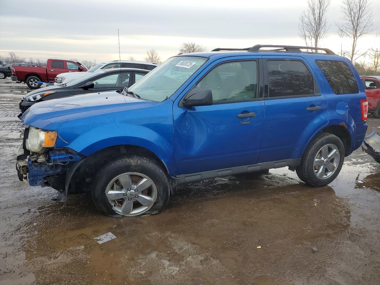 2011 FORD ESCAPE