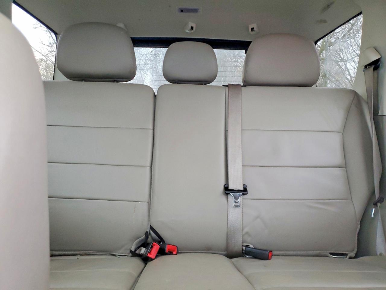 2011 FORD ESCAPE XLT photo 10