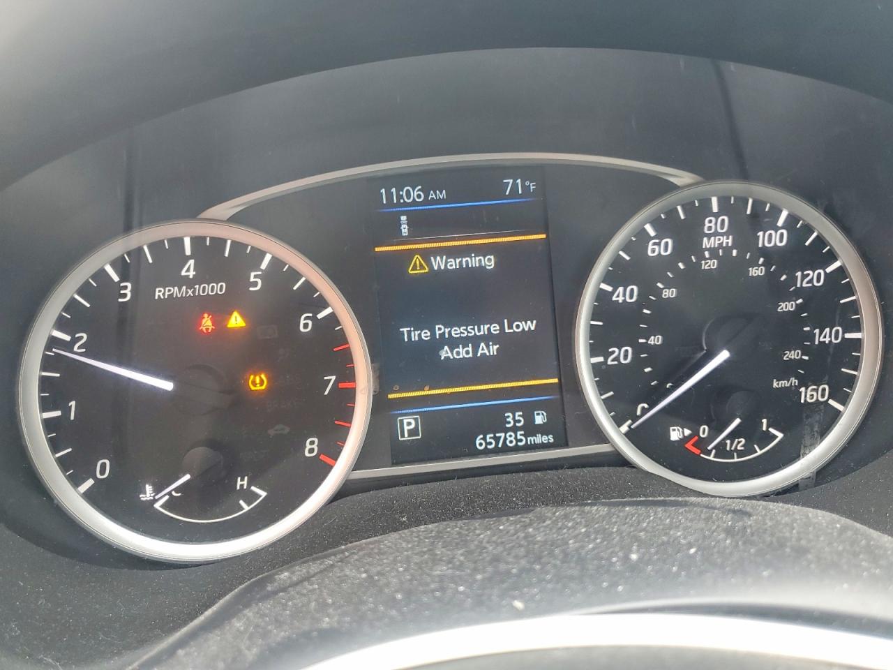 2019 NISSAN SENTRA S photo 9