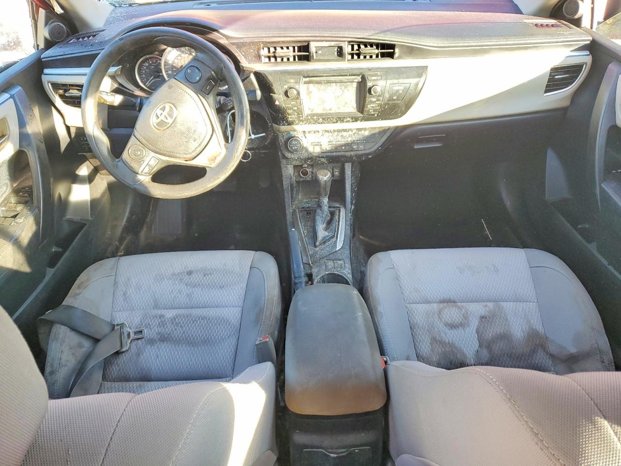 2015 TOYOTA COROLLA L photo 8