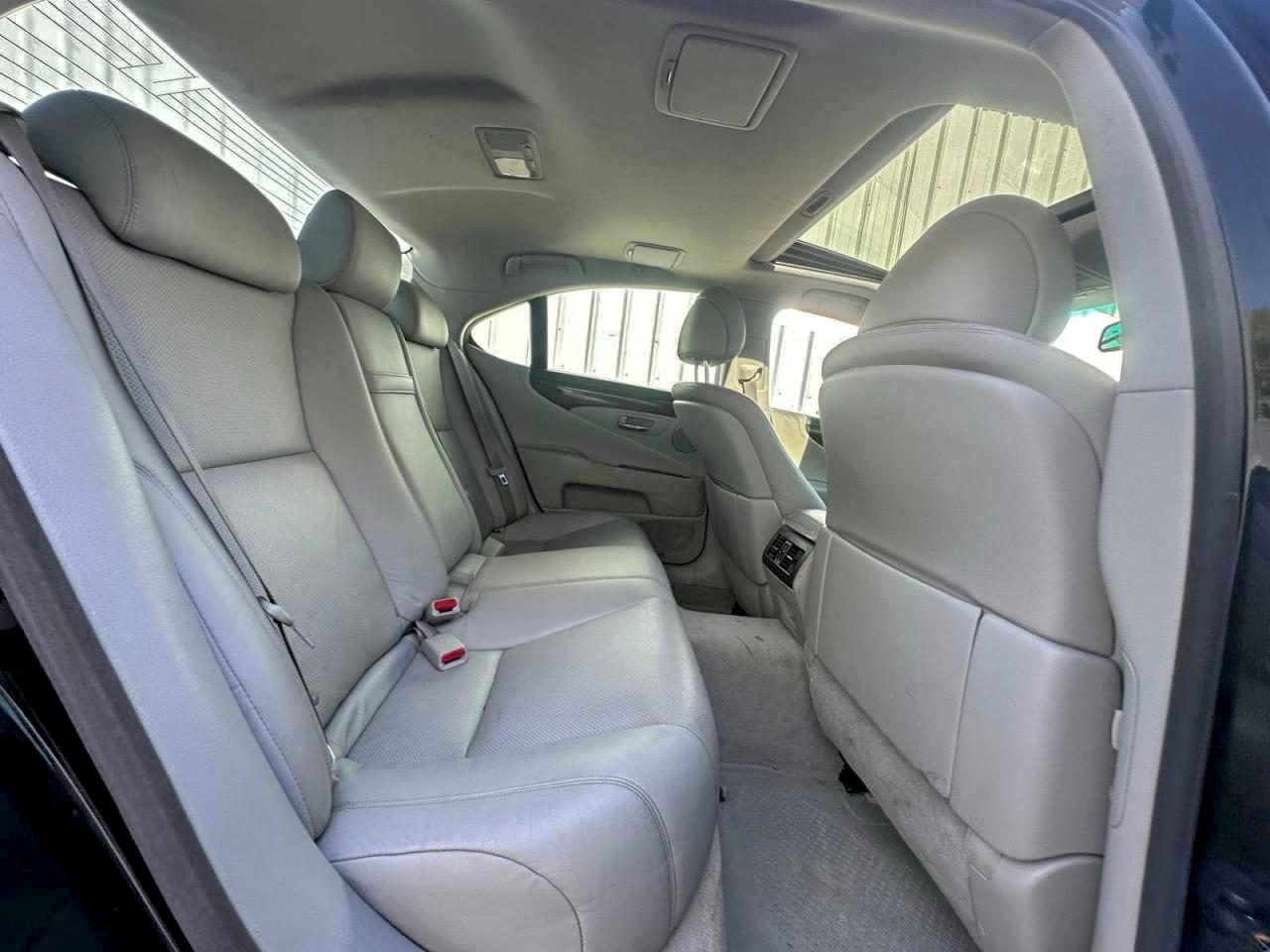 2009 LEXUS LS 460 photo 6