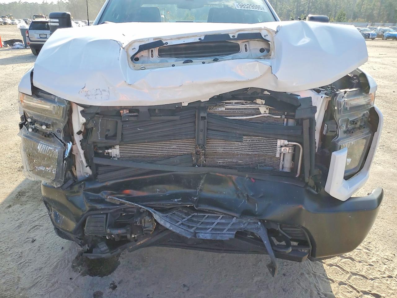 2023 CHEVROLET SILVERADO K2500 HEAVY DUTY photo 11