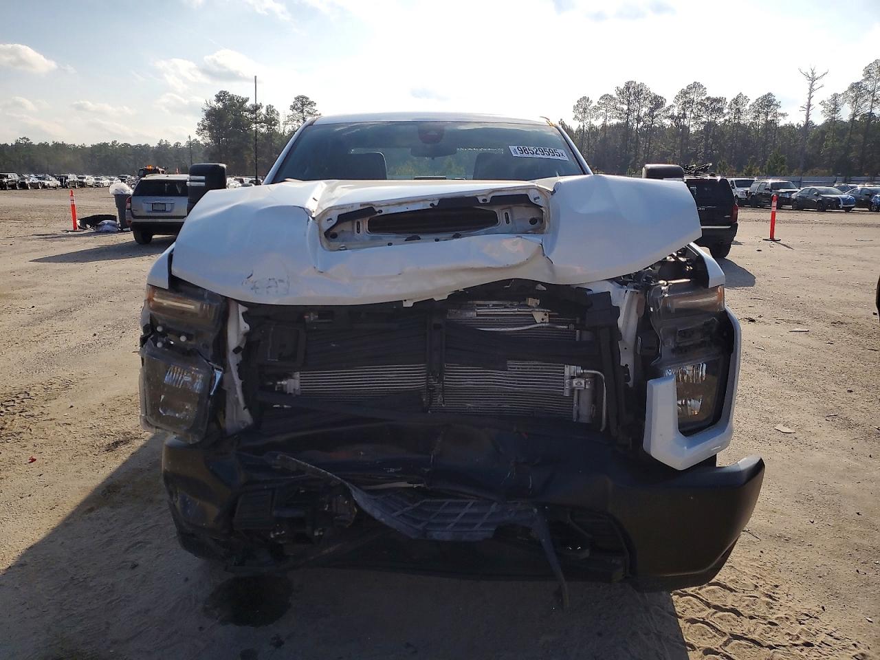 2023 CHEVROLET SILVERADO K2500 HEAVY DUTY photo 5