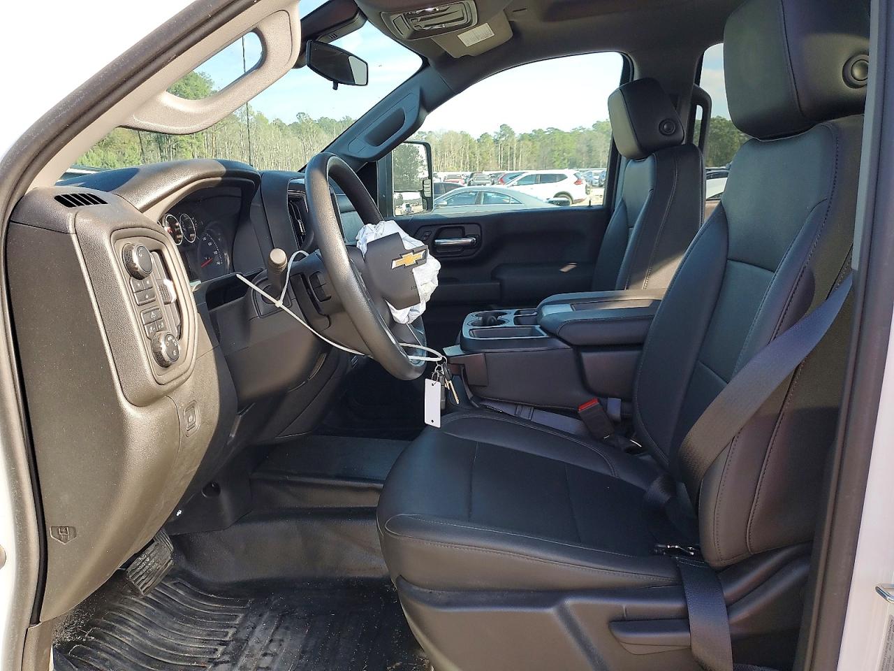 2023 CHEVROLET SILVERADO K2500 HEAVY DUTY photo 7