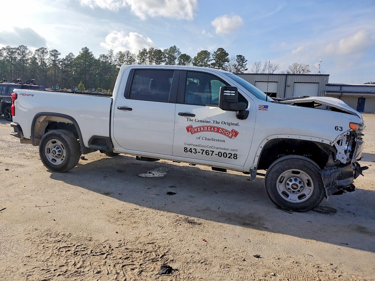 2023 CHEVROLET SILVERADO K2500 HEAVY DUTY photo 4