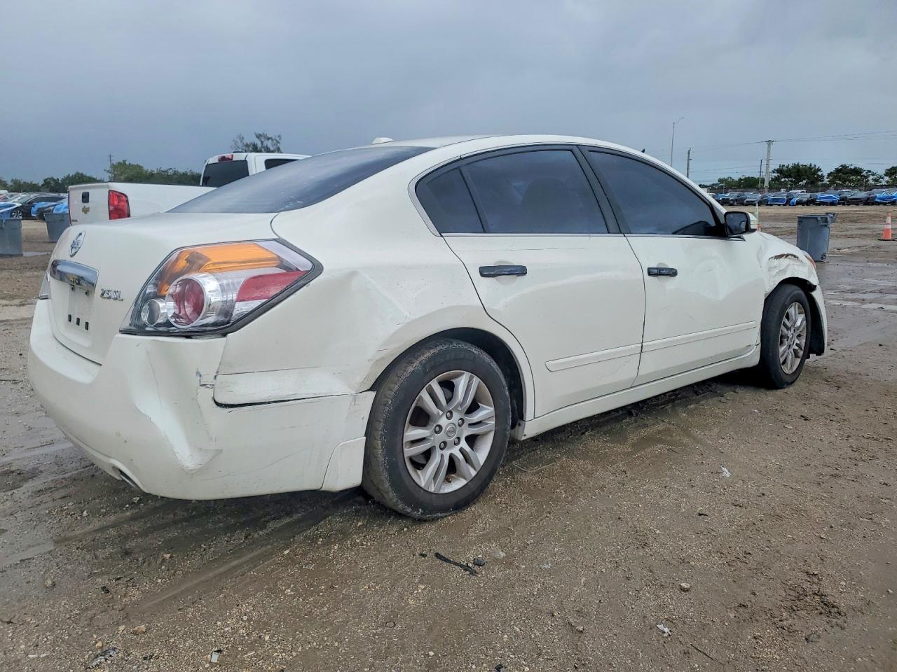 2012 NISSAN ALTIMA BASE photo 3