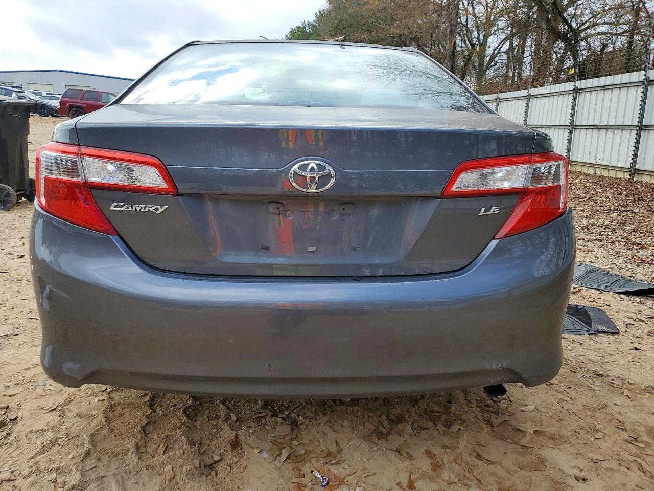 2012 TOYOTA CAMRY BASE photo 16