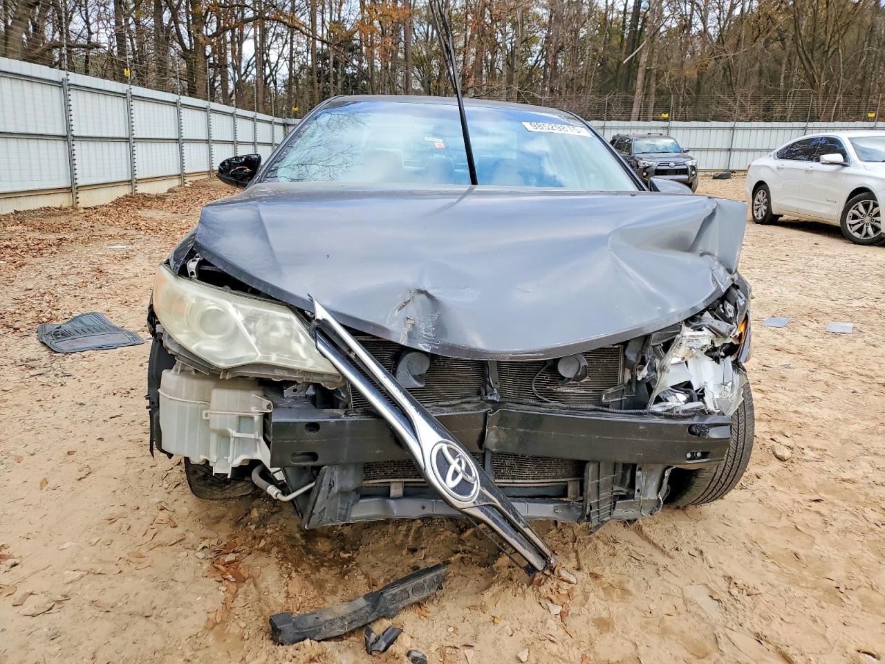 2012 TOYOTA CAMRY BASE photo 13