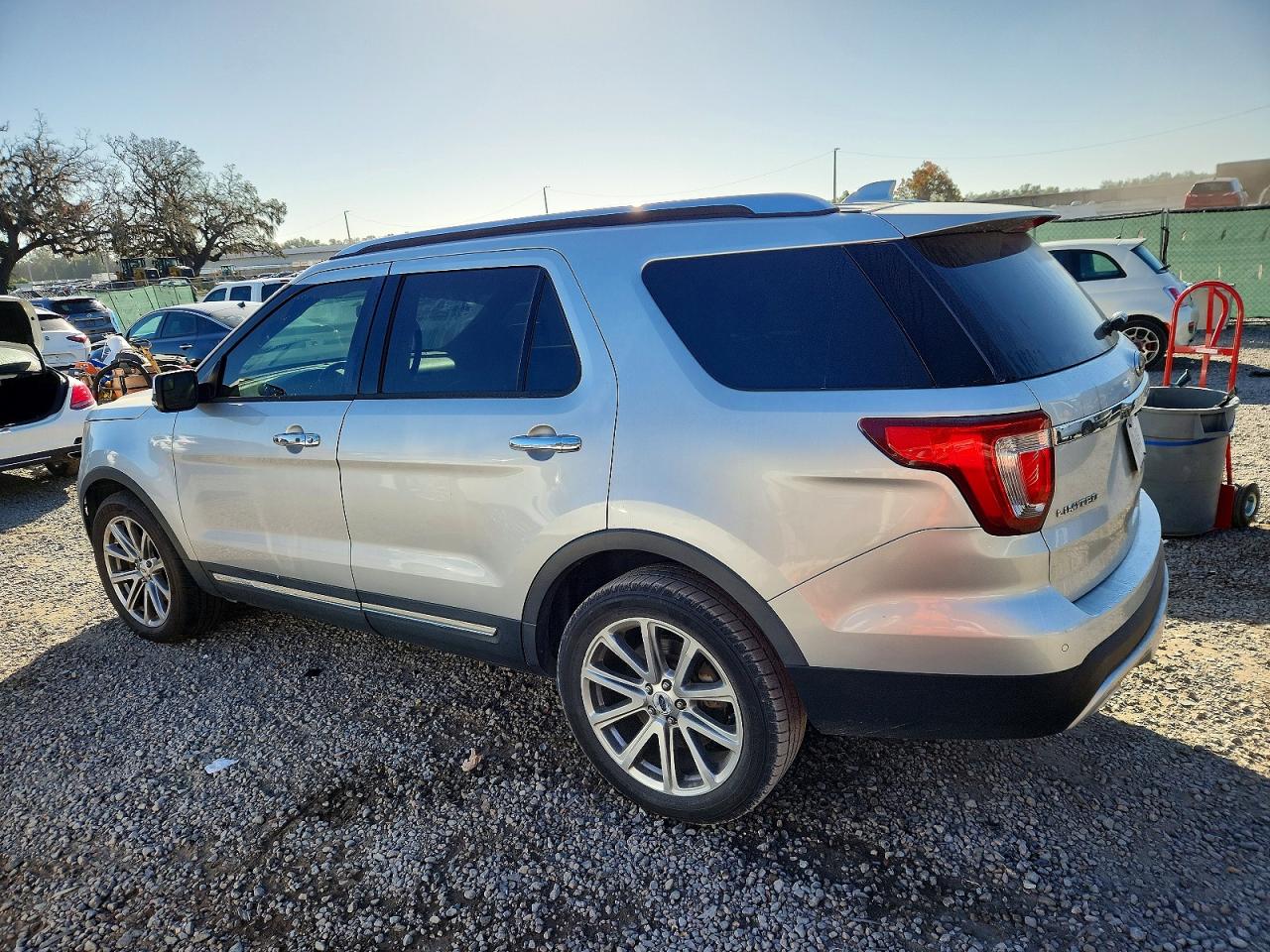 2016 FORD EXPLORER LIMITED photo 2