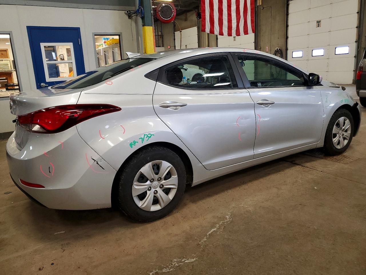 2016 HYUNDAI ELANTRA SE photo 3