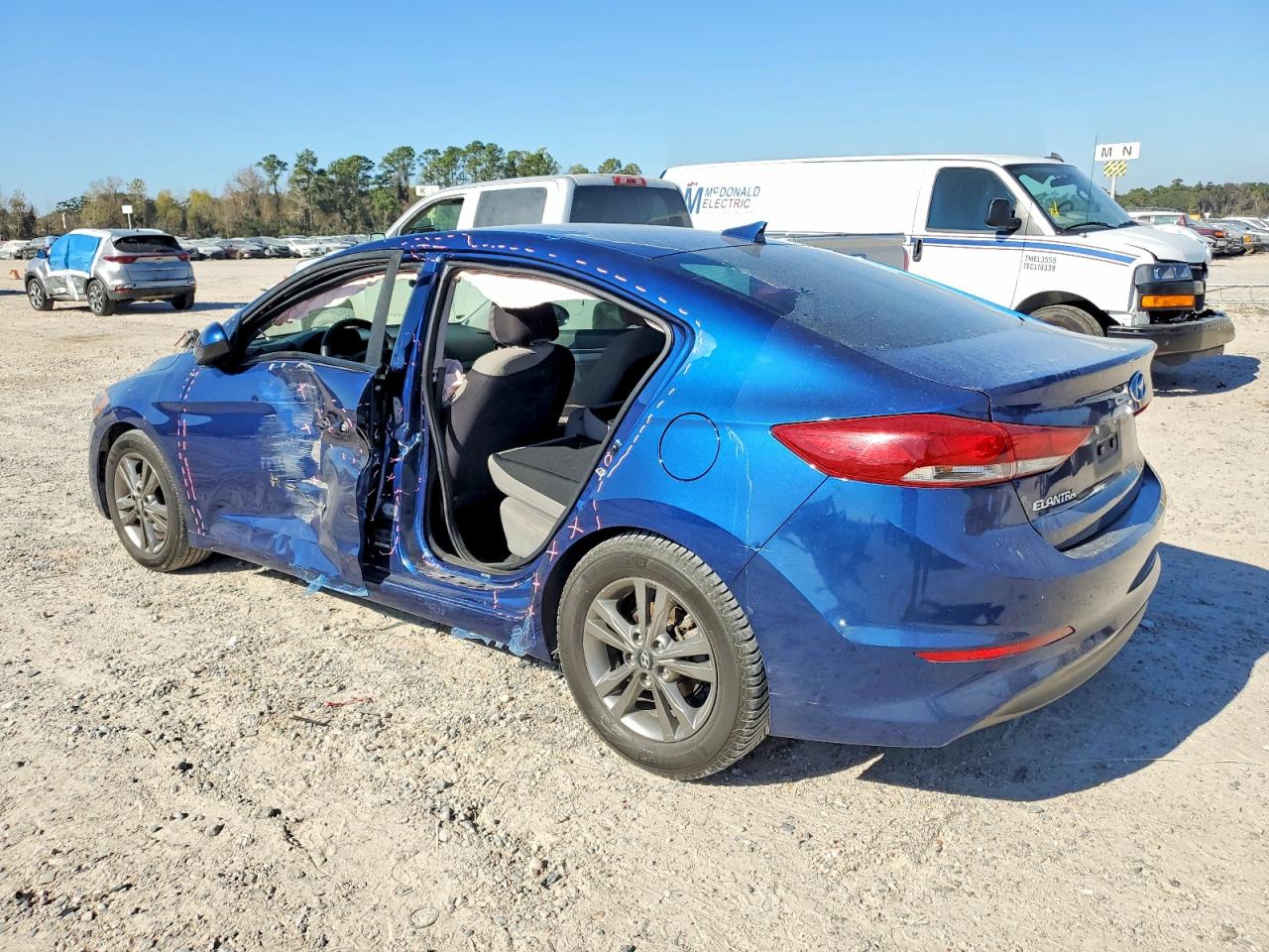 2018 HYUNDAI ELANTRA SEL photo 2