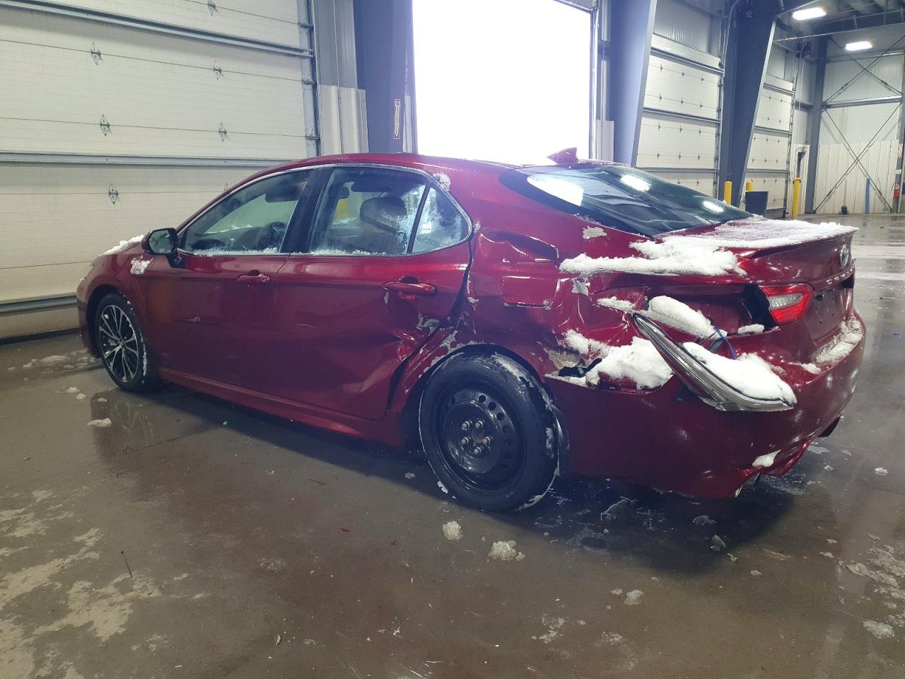 2018 TOYOTA CAMRY HYBRID photo 4