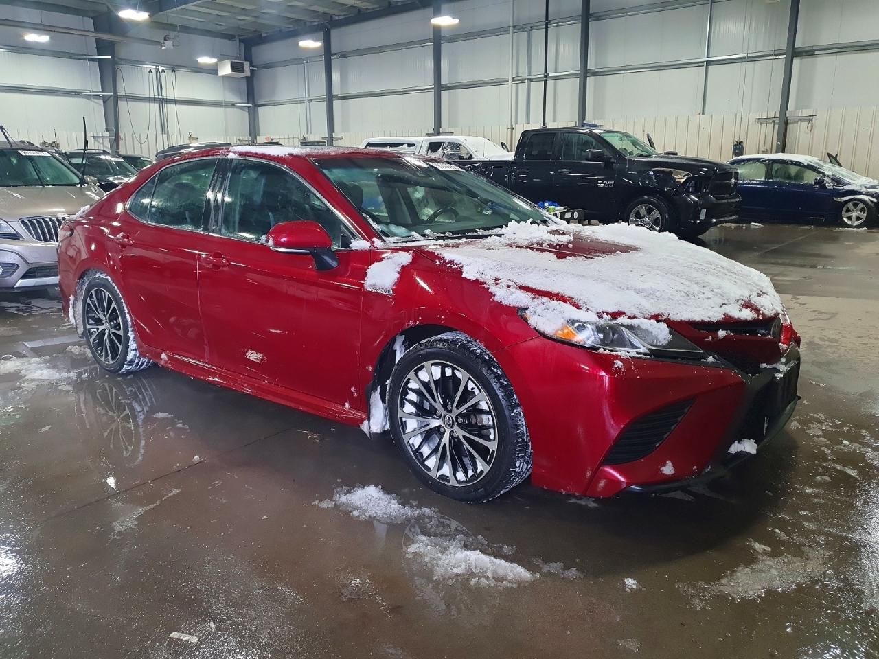 2018 TOYOTA CAMRY HYBRID photo 10