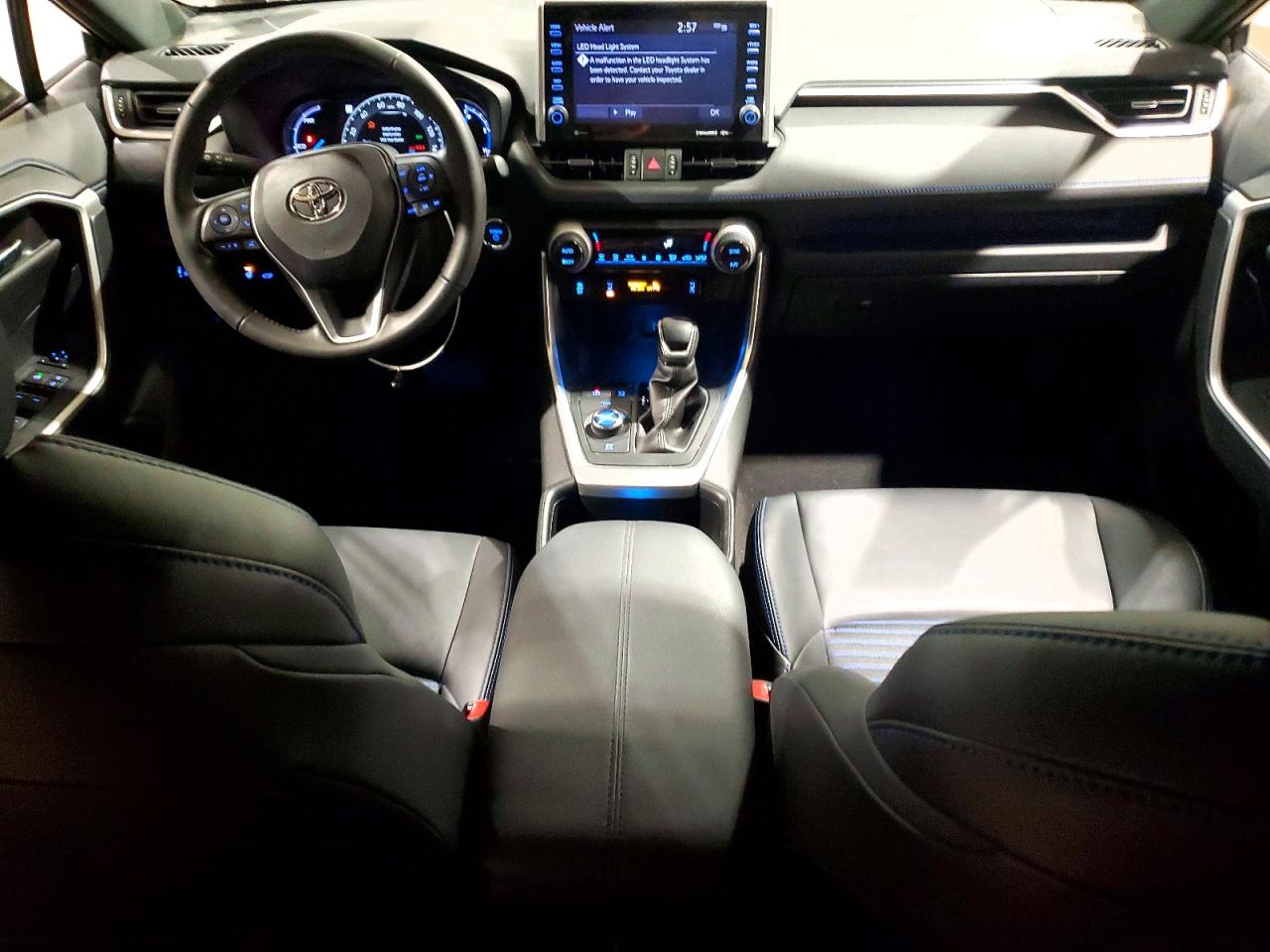 2022 TOYOTA RAV4 XSE photo 8