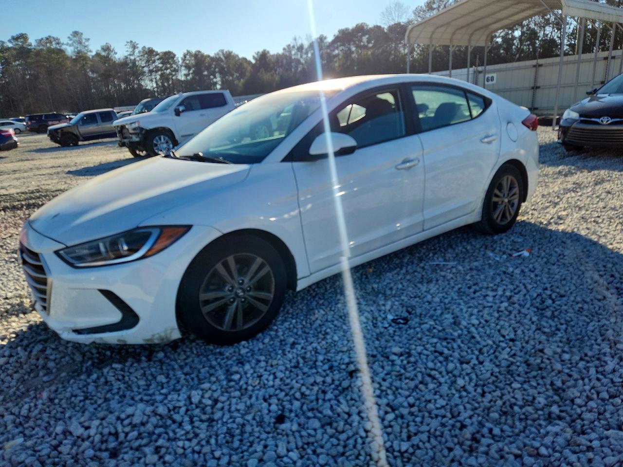 2017 HYUNDAI ELANTRA