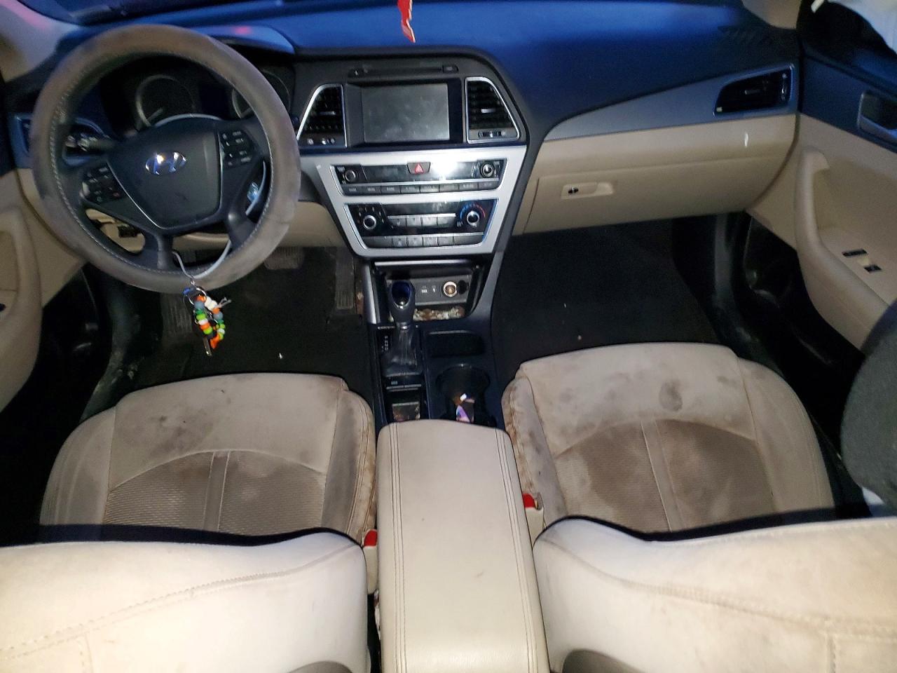 2016 HYUNDAI SONATA SE photo 8