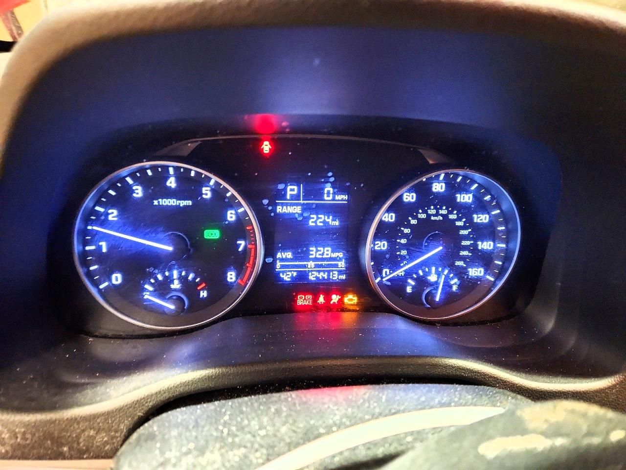 2017 HYUNDAI ELANTRA SE photo 9